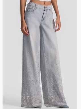 Alice & Olivia Jeans (nwt $695)
Stud Rockstar Baggy Wide Leg Sz:25